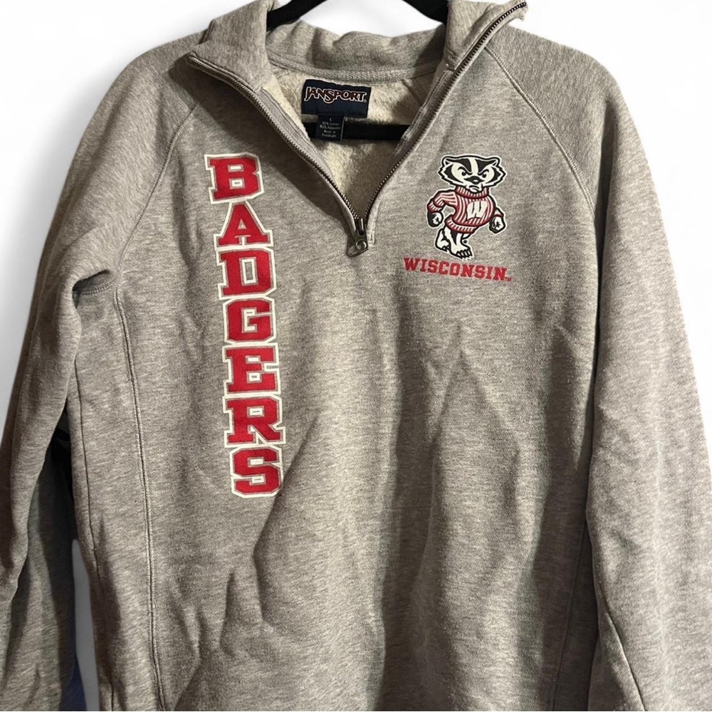 Gray Wisconsin Badgers Quarter-Zip Sweatshirt